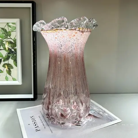 Modern light luxury high-end sense heavy vase model room art flower arrangement home office wave mouth art ornament