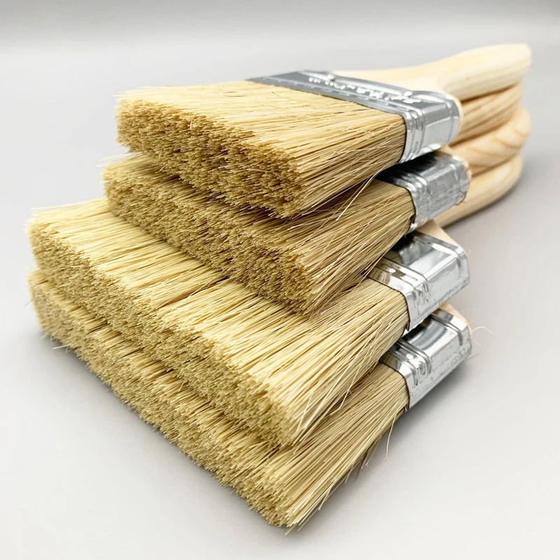 Thick-handled and thin-handled paint brushes are available. Household soft-bristled dust-removing brushes and special brushes fo