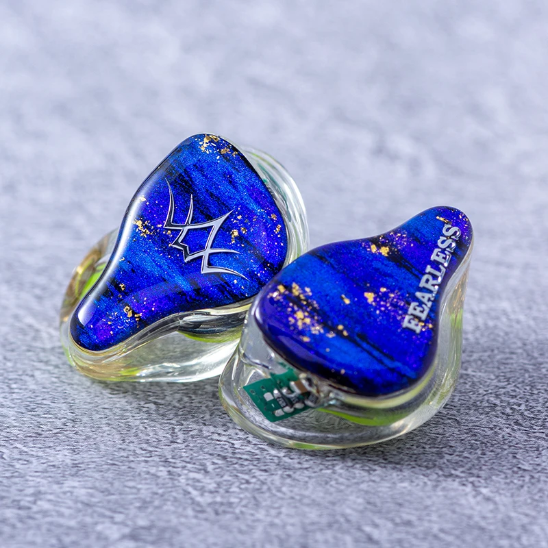 بروفانس لا يعرف الخوف 1DD + 2BA سماعات Sonion الهجينة 3 برامج تشغيل 3 تكوين قسم التردد 0.78 مم كابل 2Pin قابل للفصل