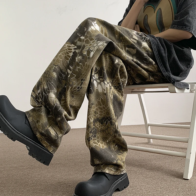 

Мужские парусиновые камуфляжные свободные прямые джинсы со змеиным принтом, свободные джинсовые брюки High Street, повседневная молодежная уличная одежда, брюки цвета хаки