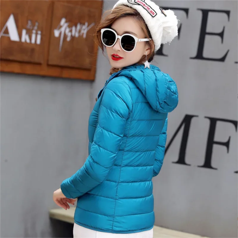 2022 New Ladies Hooded Korean Short  White Duck  Lightweight Down Jacket