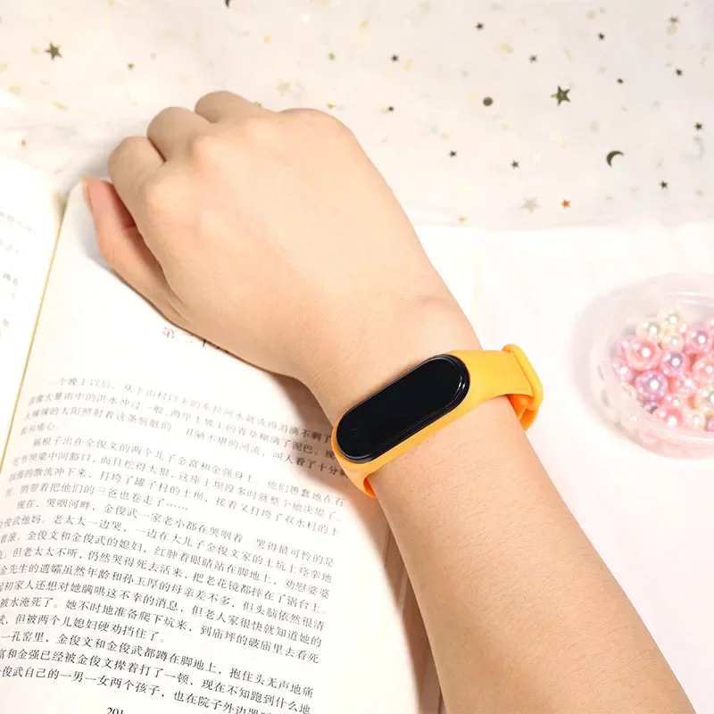 Reloj inteligente deportivo a prueba de agua para niños, pulsera electrónica de silicona para exteriores, relojes digitales