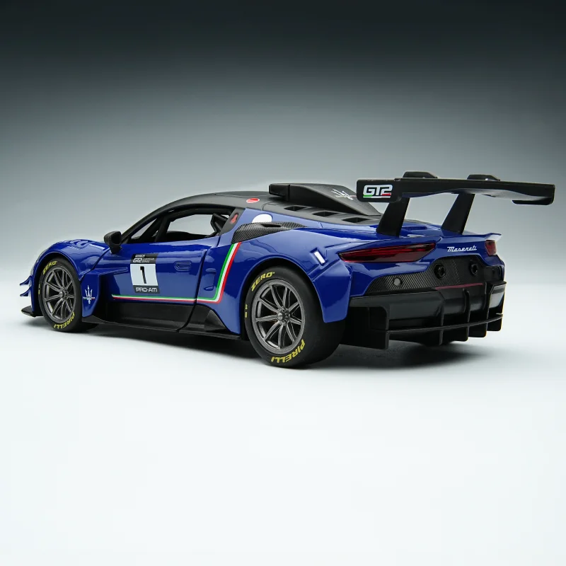 1:24 nouveau en Stock Tsc la voiture de vitesse Maserati Gt2 Reproduction de voiture en alliage véritable modèle de voiture jouet voiture bureau décoration cadeau de vacances