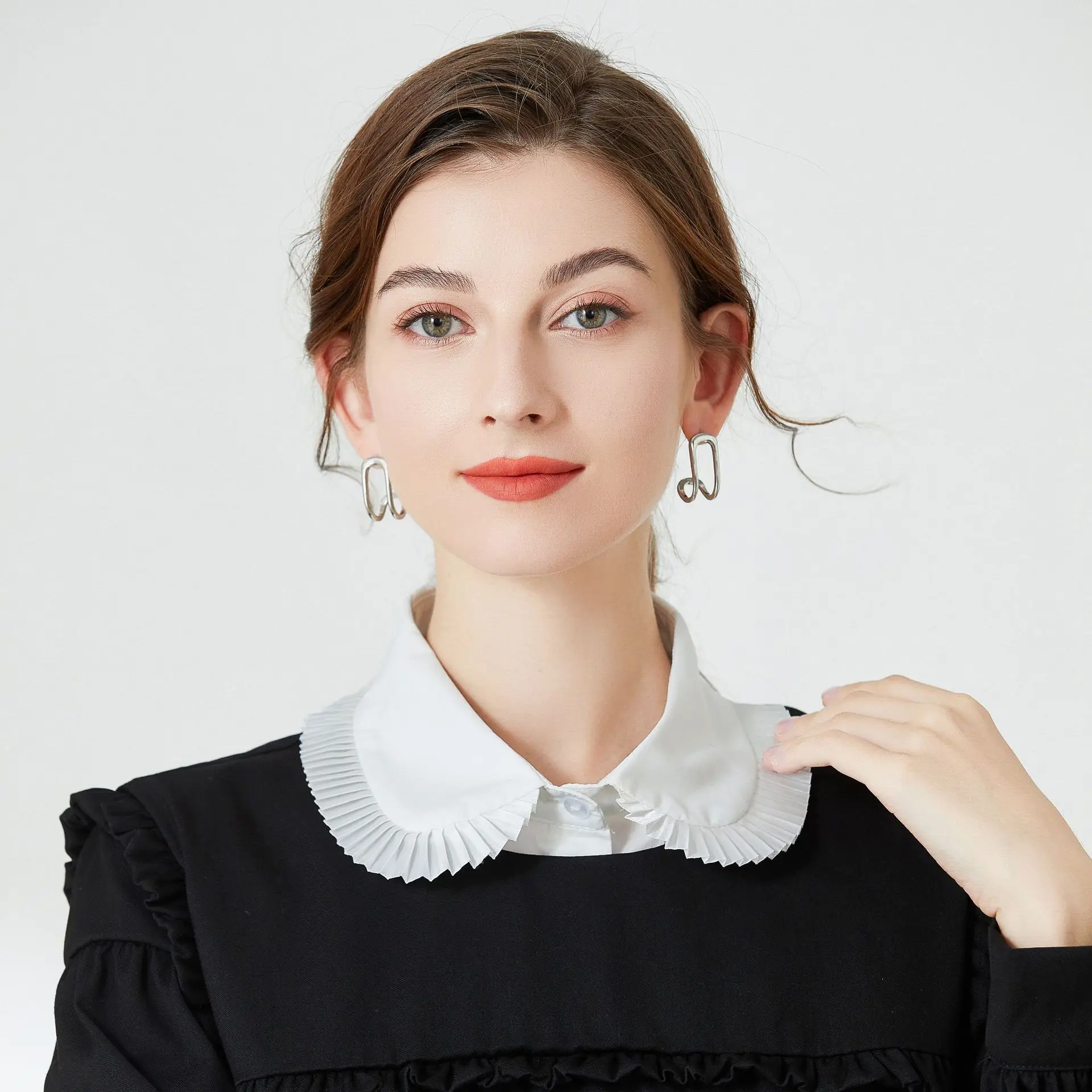 Women Shirt False Collar Bowknots Blouse Lapel Shirt Detachable Collar Female Removable Necklace Button Down Fake Collar