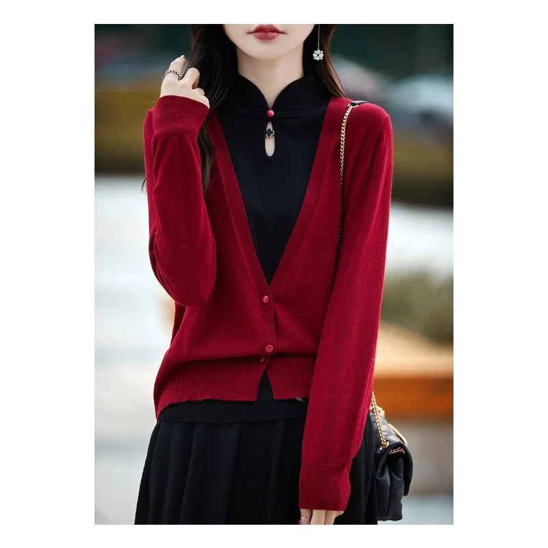 Autumn and Winter Women's Chinese Style Chinese  Folding Fake Two-piece Cardigan Pullover Sweater Slim Top