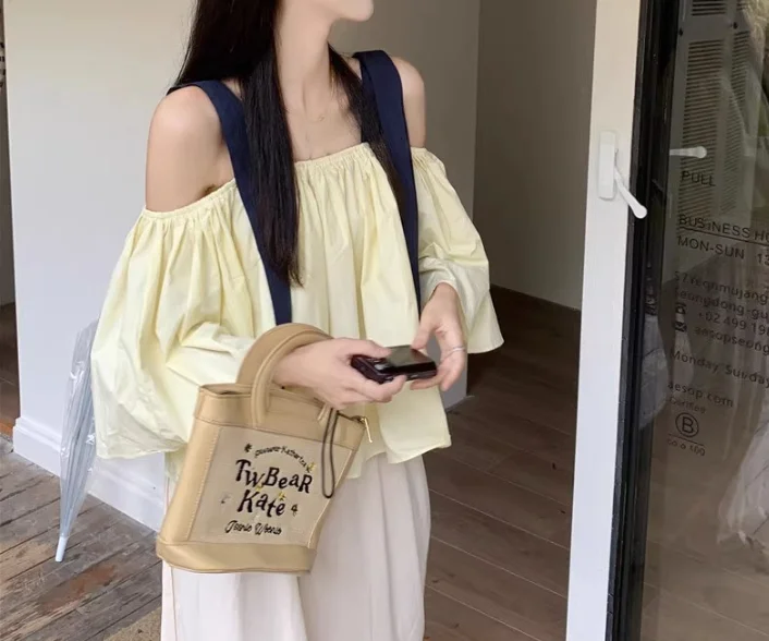 

Color Blocking Loose and Versatile Camisole Off Shoulder Shirt for Women's Summer Elegant Casual Solid Color Camisole Top