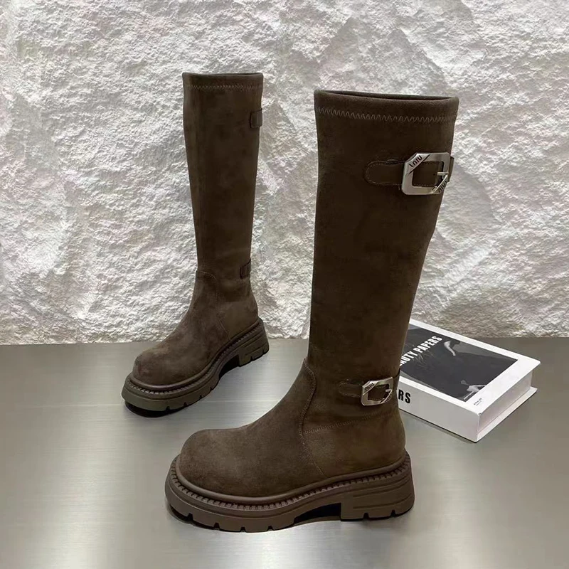 

Женские сапоги до колена, повседневная обувь на плоской подошве и платформе, женские кроссовки, зима 2024, дизайнерские прогулочные ботинки челси для бега, замшевые Zapatos