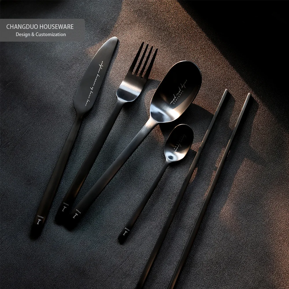 Juego de Cubiertos de Acero Inoxidable Negro Estilo Occidental, Elegante Juego de Cena con Cuchillo, Tenedor y Cuchara con Acabado Espejo, Utensilios de Cocina