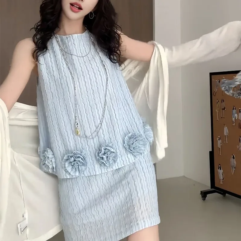 Nuevo conjunto de dos piezas de moda de verano para mujer, chaleco informal sin mangas con flores 3D, Top + minifalda de cintura alta, traje de fiesta elegante