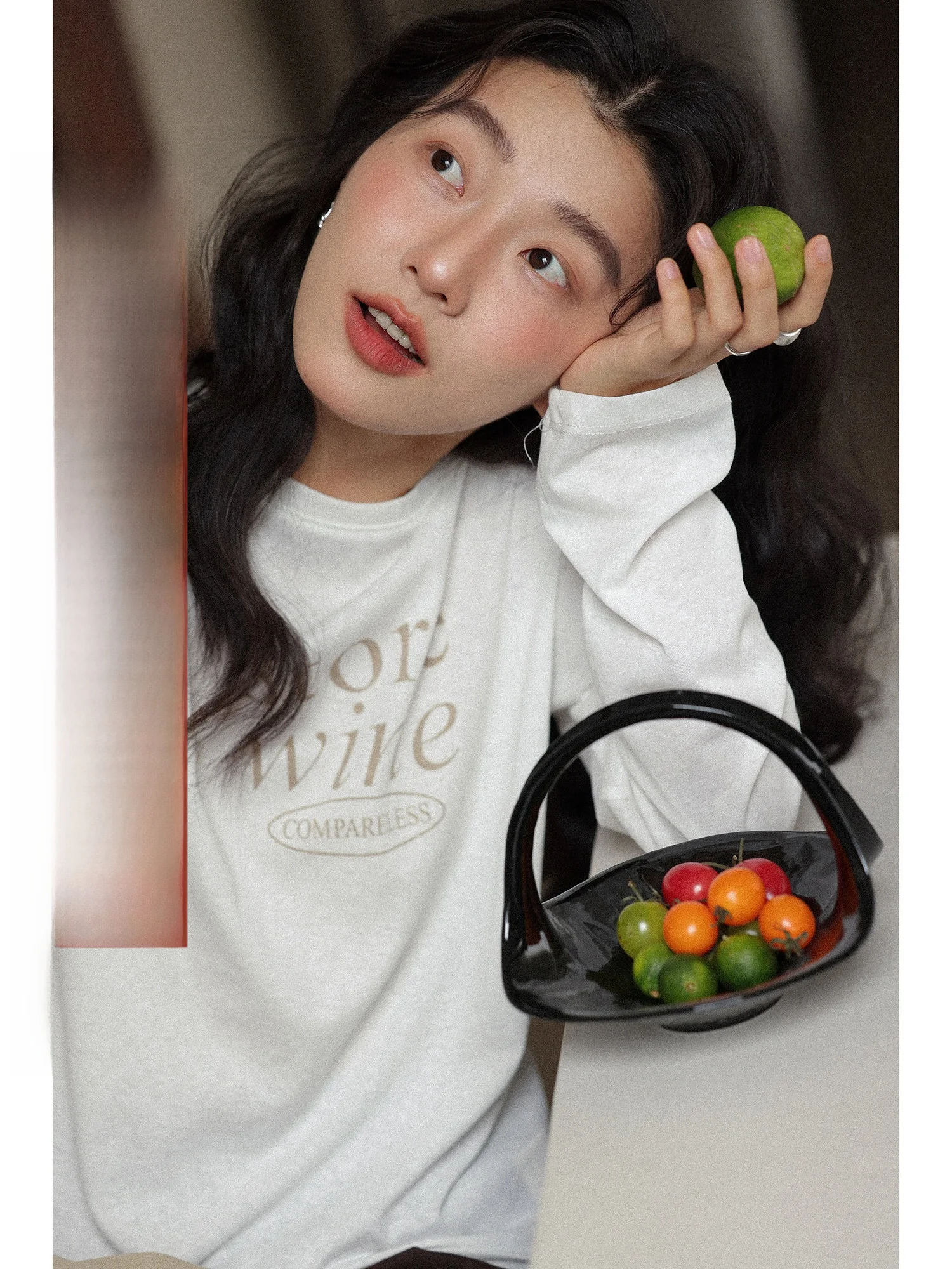 

Свободная женская футболка с длинным рукавом и круглым вырезом, с буквенным принтом, белая, весна 2026, новая корейская повседневная модная женская блузка