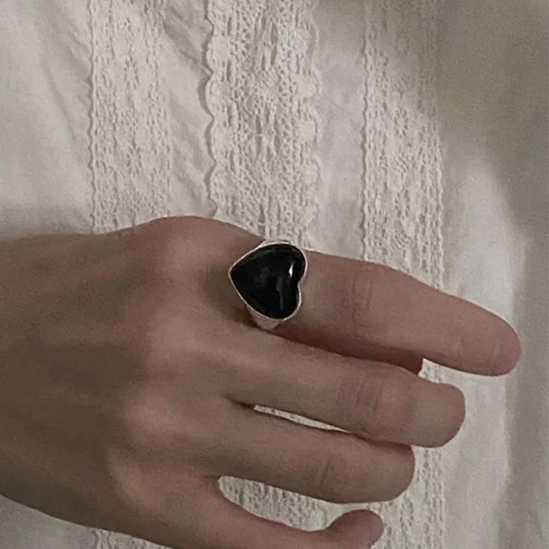 Foxanry Black Drop Glaze Love Heart Geometric Rings For Women Couples New Fashion Simple Classic Hip Hop Party Jewelry Gifts