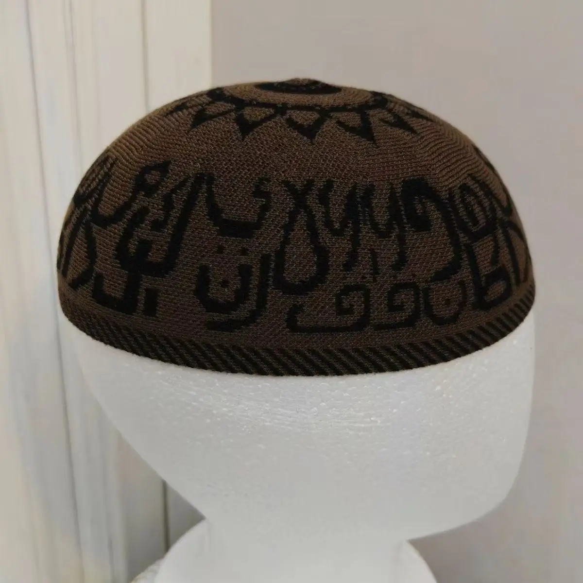 شحن مجاني قبعات مسلمة للرجال Colthing الكروشيه متماسكة قبعة تركيا الكوفي الإسلامي الكيباه اليهودية عمامة الأبيض القطن شبكة 0791