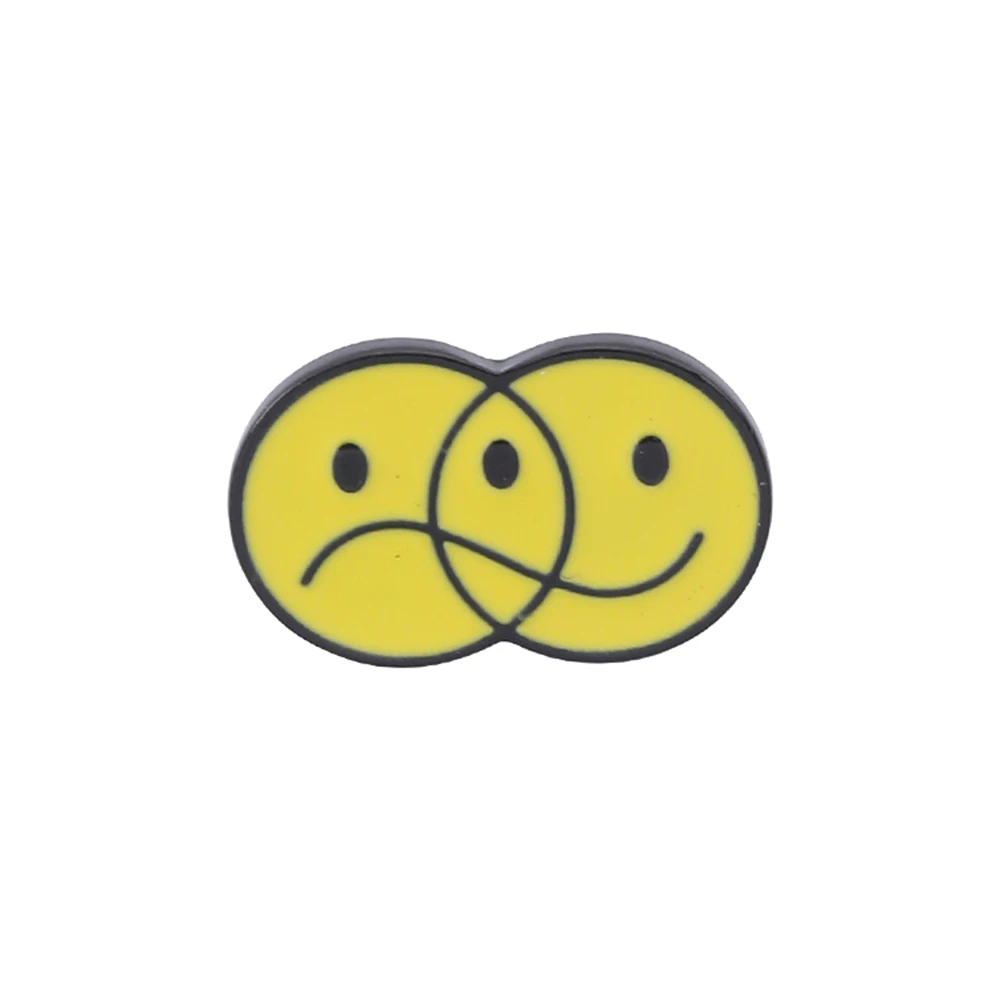 Creative Wry Face Enamel Mood Pins Bitter and Smiling Emote Together Yellow Brooches For Backpack Hat Jewelry