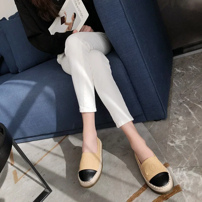 Women Spring and Autumn new flat sole single shoes, casual thick sole, color blocked grass woven, lazy to step on