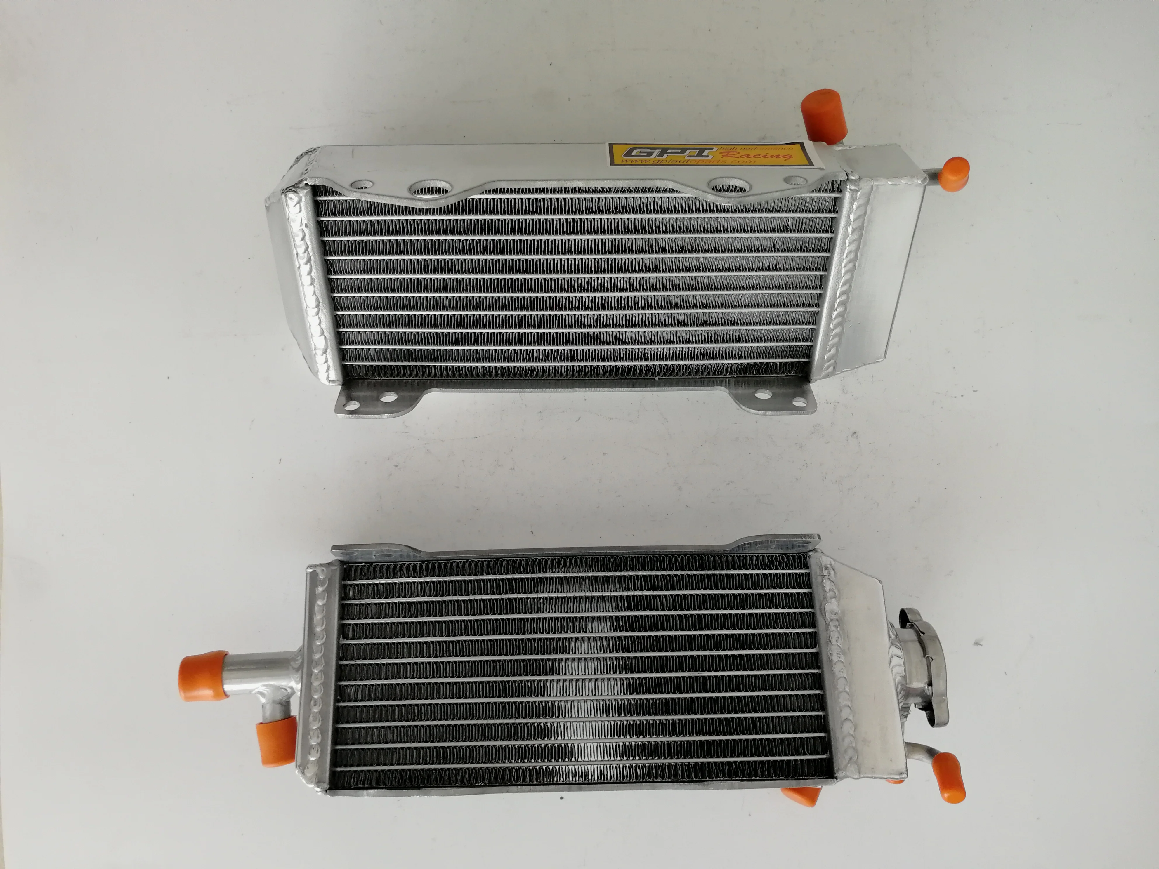 

Aluminum Radiator For 1996 1997 Suzuki RM125T RM125V