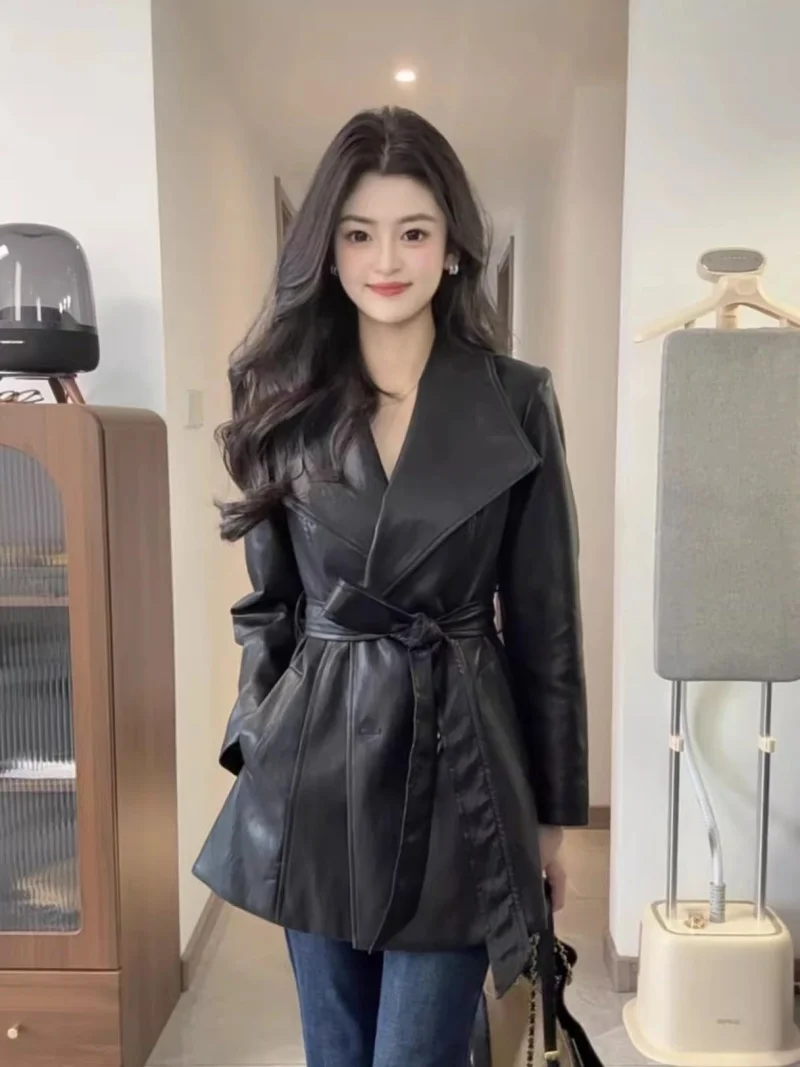Women's Short Leather Jacket Trendy Top Spring Fall PU Leather Motorcycle Coat J427