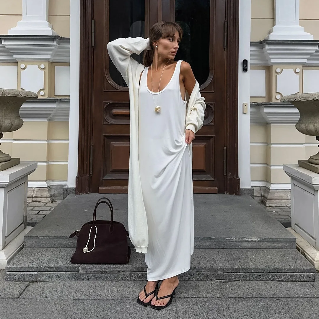 

2025 summer sexy sleeveless knitted white lazy temperament loose round neck straight tube solid color dress French long skirt