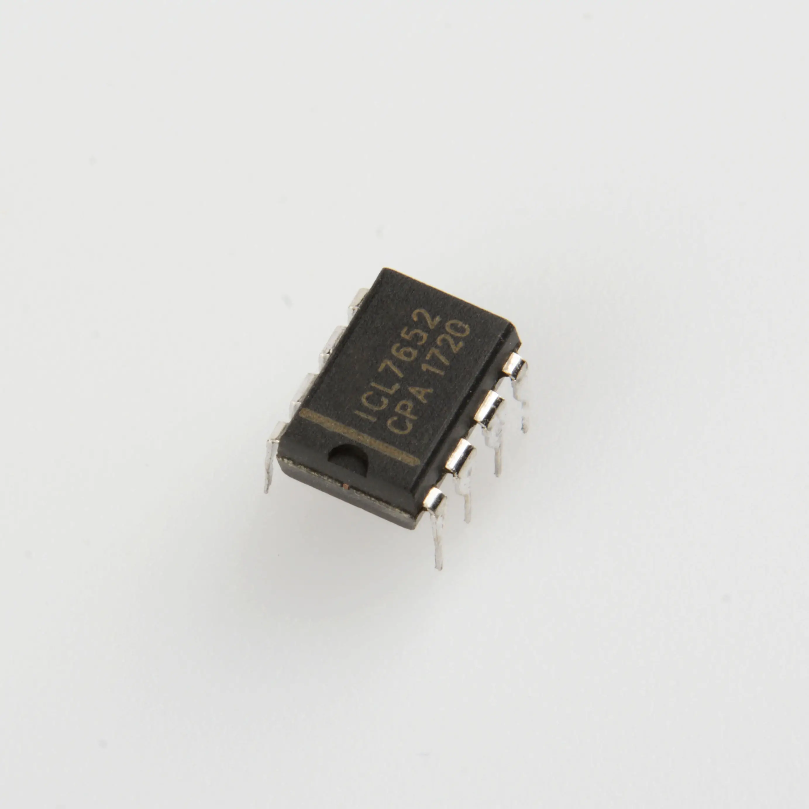 ICL7652CPA amplifier, in-line DIP-8 package, quality assurance, large quantity and excellent price