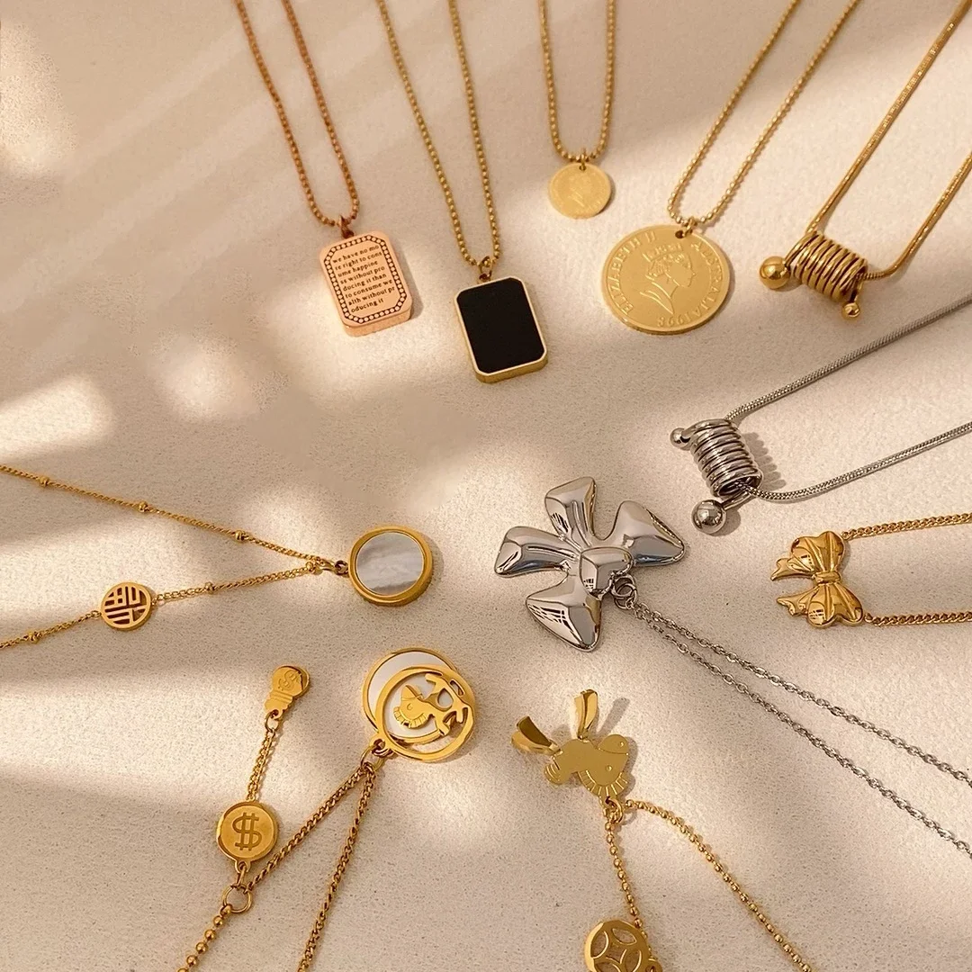 

CARLIDANA Classic Hammered Textured Chunky Bow Non-Tarnish Waterproof Stainless Steel Minimalist Square Pendant Necklace Women