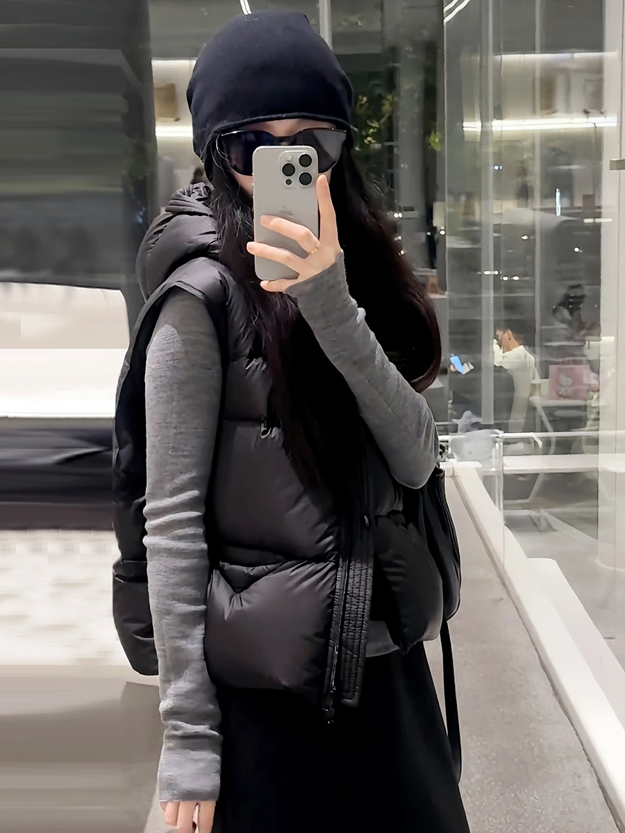 Women's Short down Vest White Duck Feather Hooded Jacket Fashionable Outerwear Commute Style Polyester Fiber Zipper Closure