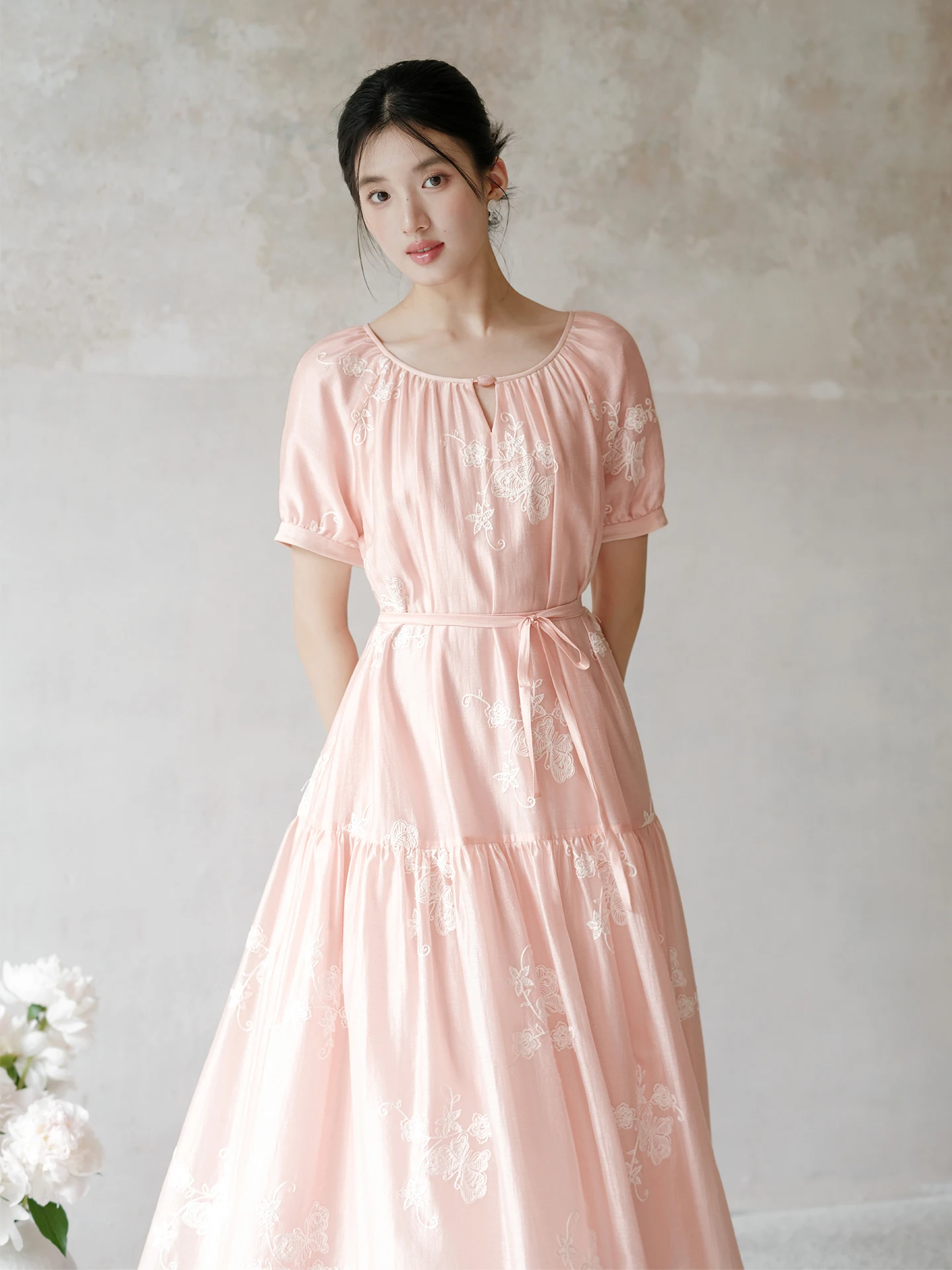 

Новое летнее женское платье-ципао с вышивкой, розовое, в китайском стиле, с эффектом утончения талии, свободного кроя