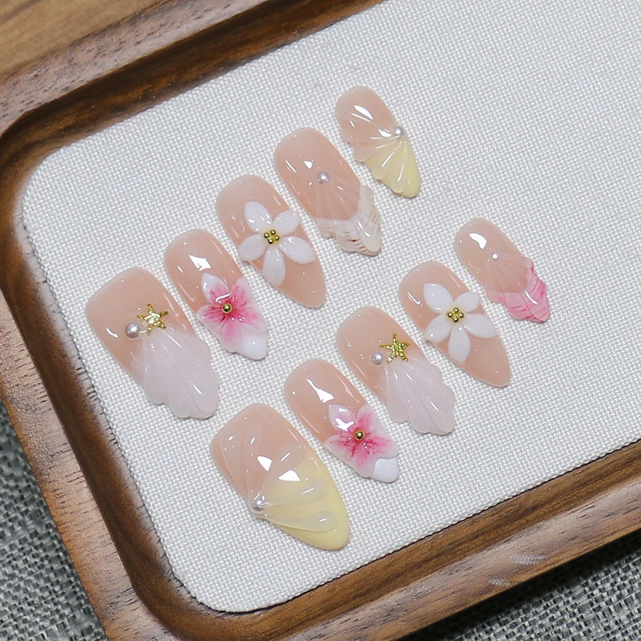 10 قطعة ثلاثية الأبعاد زهرة قصيرة اللوز وهمية مسمار لامعة عارية الفرنسية اليدوية الصحافة على مسمار غطاء كامل يمكن ارتداؤها هلام مسمار نصائح الفن