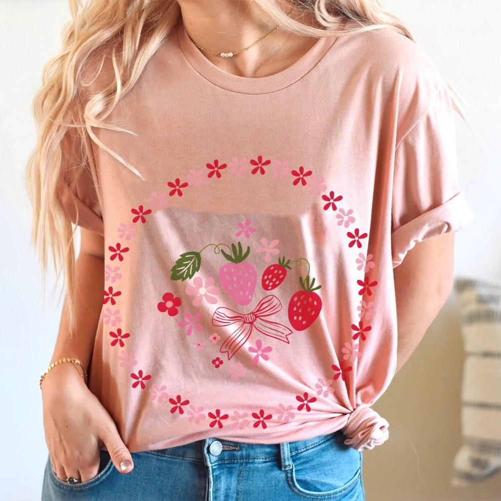 

Y2K Graphic T-shirt Strawberry Wreath T-shirt 100% Cotton High Quality Oversize White T-shirt Fruit Flower Print Nature Y2K Vibe