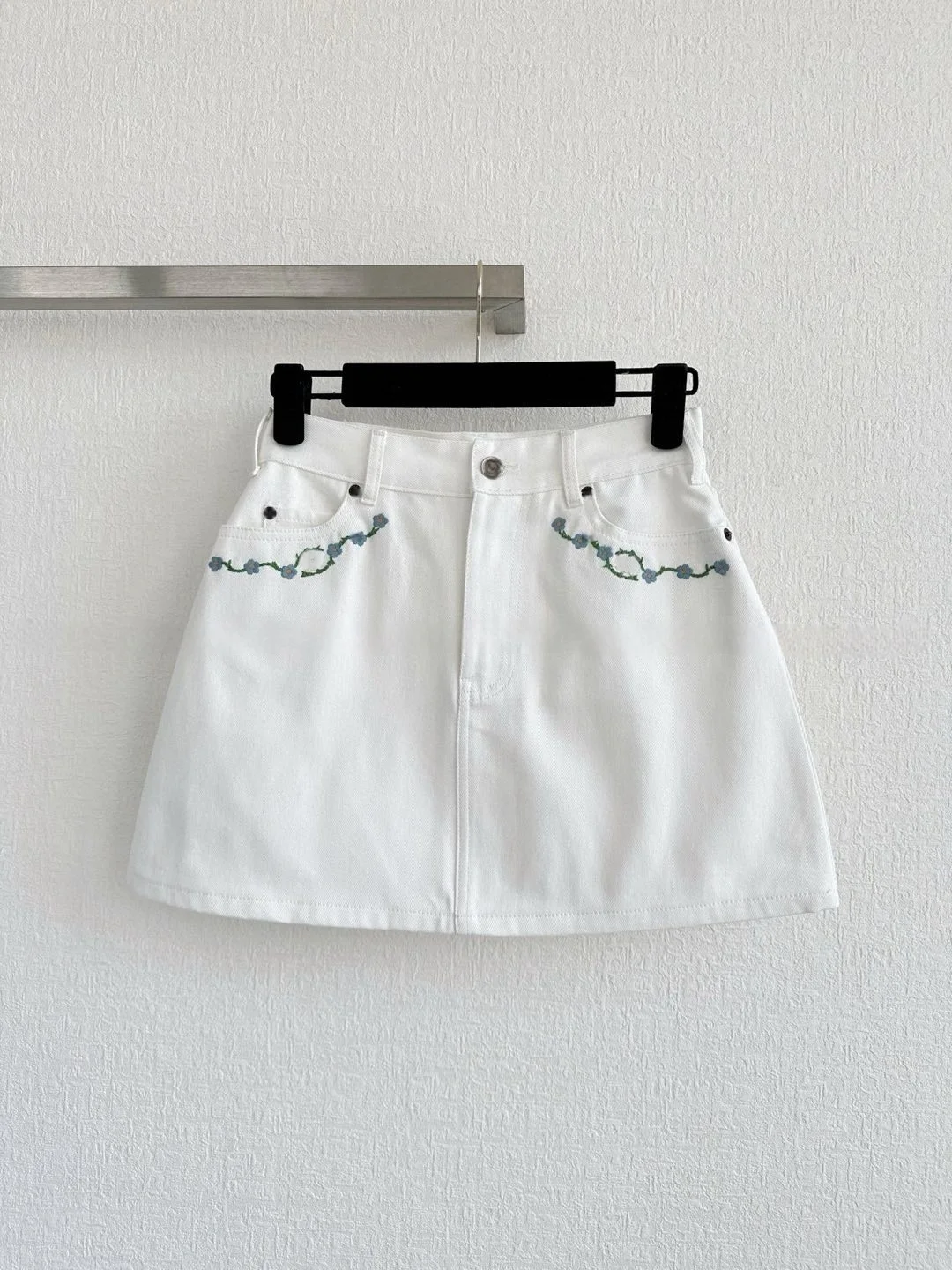 

25 Fashion Women's Embroidered Short Skirt Woman Clothes Skirts Women Clothing Skirt Fashion Women's Skirts