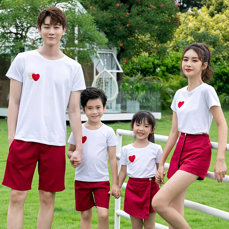 

Family Matching Outfits Father Mother Daughter Son T-shirts and Shorts Set