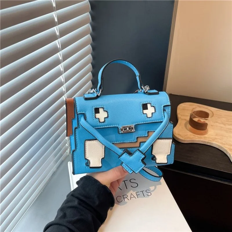 

Chic Women's Leather Crossbody Bag With Shoulder Strap Elegant Classic Messenger Style For Ladies Fashion