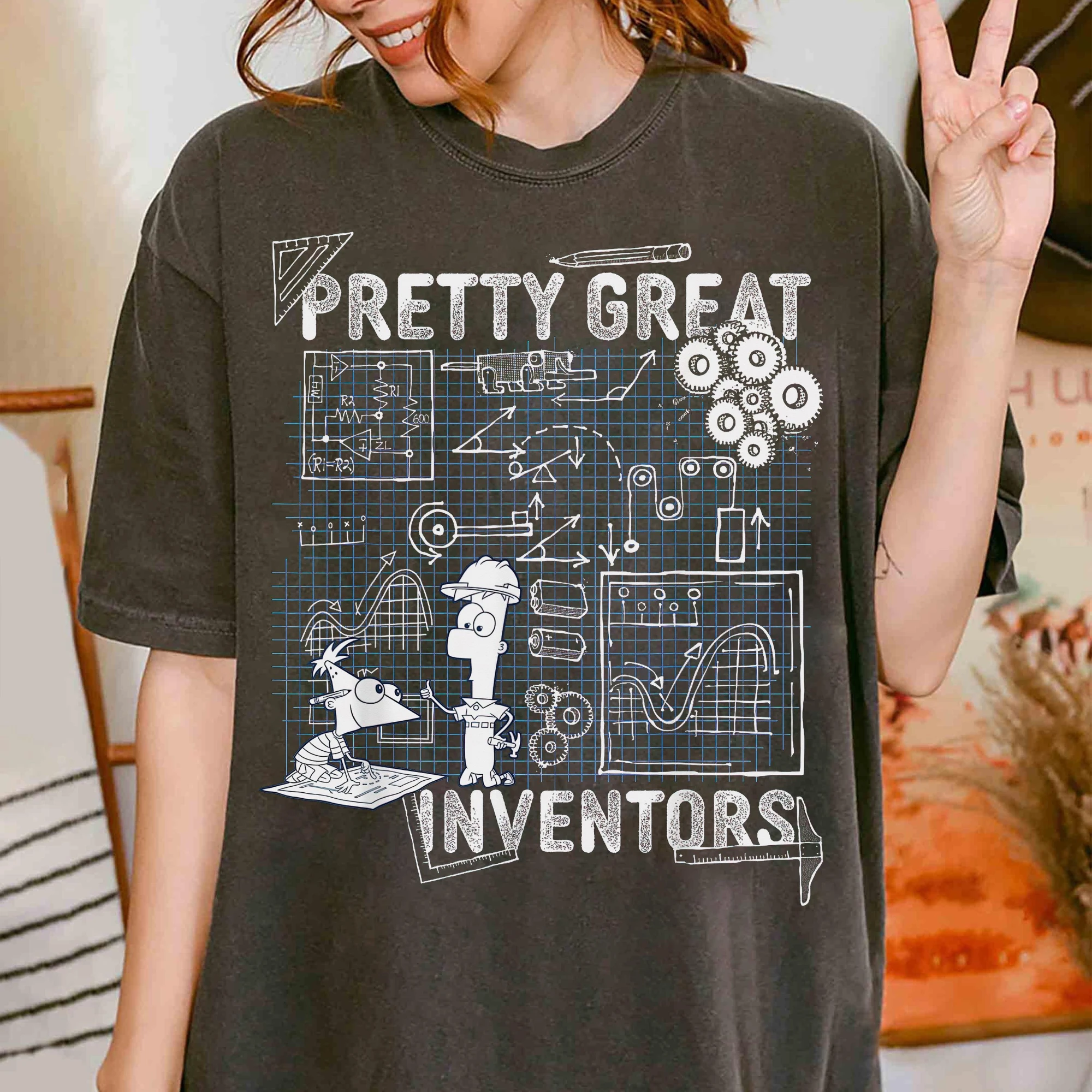 ديزني فينياس وفيرب اختراعات التخطيط تي شيرت بيري سطح السفينة قميص خلد الماء ديزني لاند الأسرة القمصان المملكة السحرية قميص