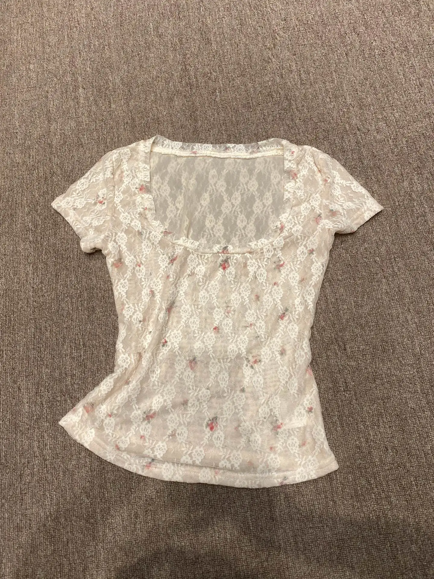 

Женский кружевной топ с квадратным воротником и короткими рукавами в нежном стиле, универсальный, модный, милый, для повседневной носки, из полиэфирного волокна