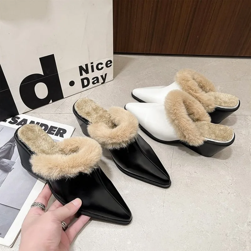 

New Warm Winter Real Rabbit Fur Plush Women Slippers Birds Furry Plaid Shoes Pointed Toe Flat Heel Hair Slides Plus Size 41 42