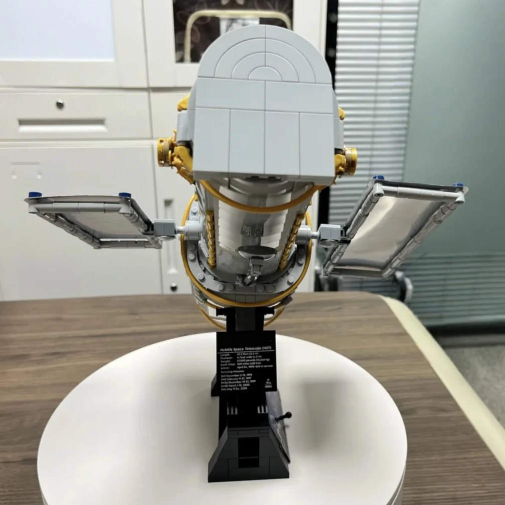 new-1252pcs-space-exploration-satellite-orbital-space-telescope-observatory-building-blocks-model-toy-for-birthday-ornament-gift