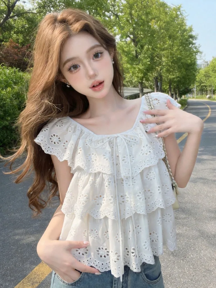 

White Lace Hollow out Shoulder Bared Women's Top Summer Design Unique Elegant Beautiful Small Flying Sleeve Shirt Korean Style