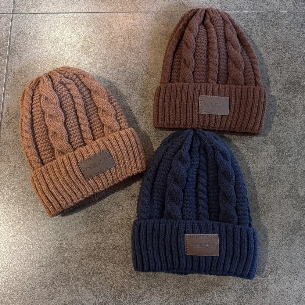 قبعة شتوية محبوكة كاجوال متعددة الاستخدامات مبطنة بالصوف قبعة دافئة للزوجين سميكة قبعة صغيرة مقاومة للبرودة للجنسين