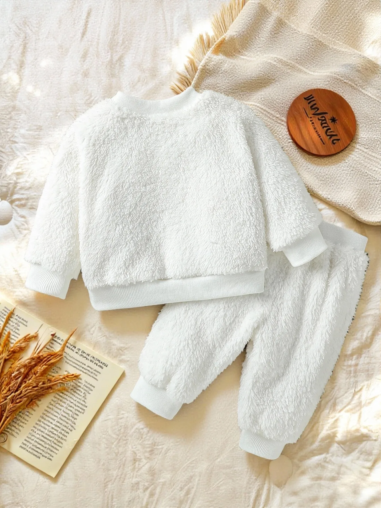 2025 Baby Boys Girls Unisex 2Pcs Autumn Winter Thicken Long Sleeve Warm Fleece Cute Bear Cartoon Casual Clothing Sets For 1-3Y