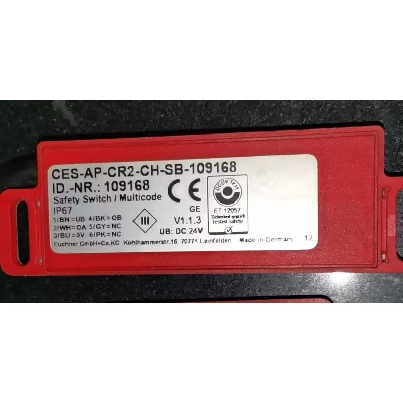 Second-hand test OK Safety lock  CES-AP-CR2-CH-SB-109168 CES-A-BLN-U2-103450 a set