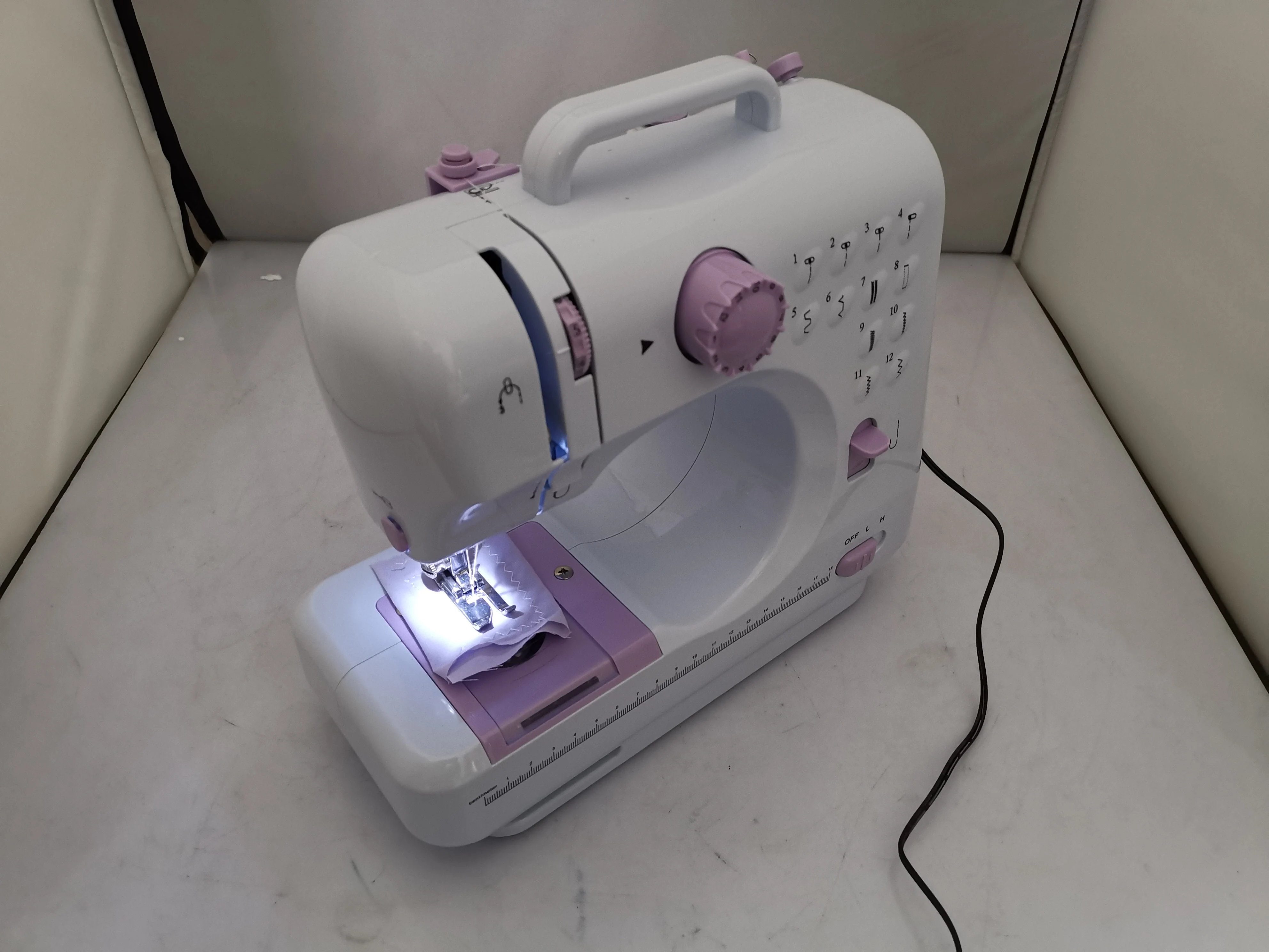 Small Mini Electric Household Sewing Machine, 505A Upgraded Multifunctional Sewing Machine with Overlock