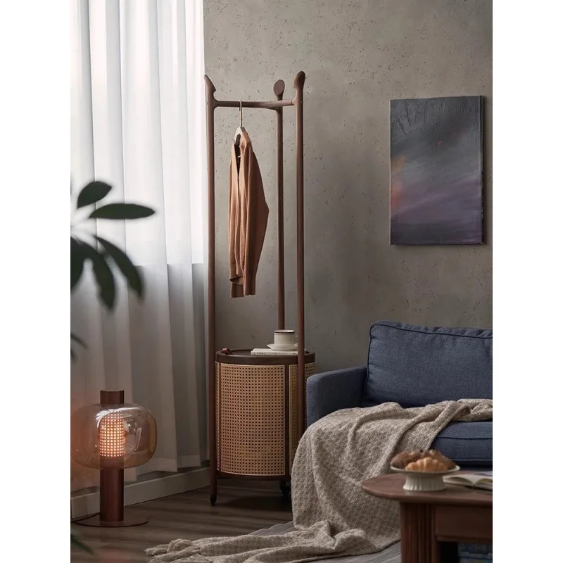 رف معطف من الخشب الصلب لغرفة النوم من الأرض إلى السقف، شماعة داخلية فاخرة، مدخل غرفة المعيشة البسيط، خشب الدردار المنزلي