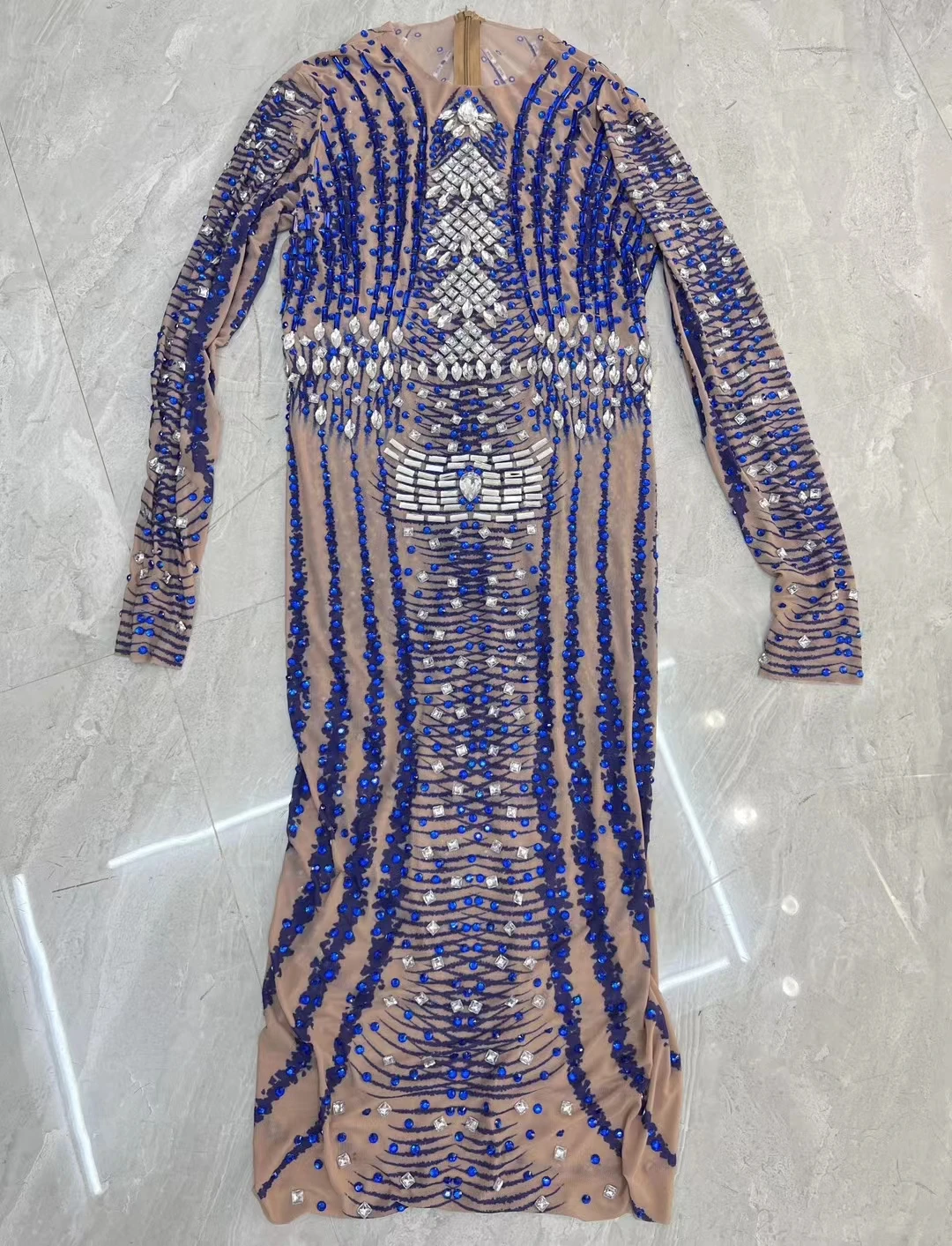 สีฟ้าสีขาว Sparkly Rhinestone Sheer ตาข่ายชุดมินิเซ็กซี่ผู้หญิงแขนยาว Couture วันเกิดฉลอง Party Prom ชุด Huanlan