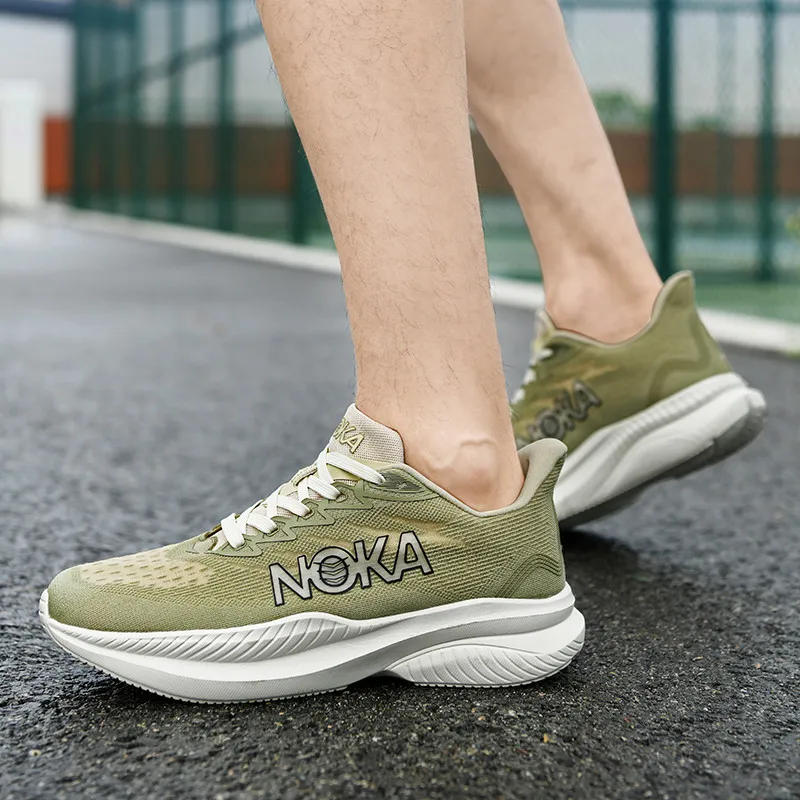 

Fashion casual all-match breathable running shoes new horse soft sole lightweight high elastic shock absorption sports shoes men