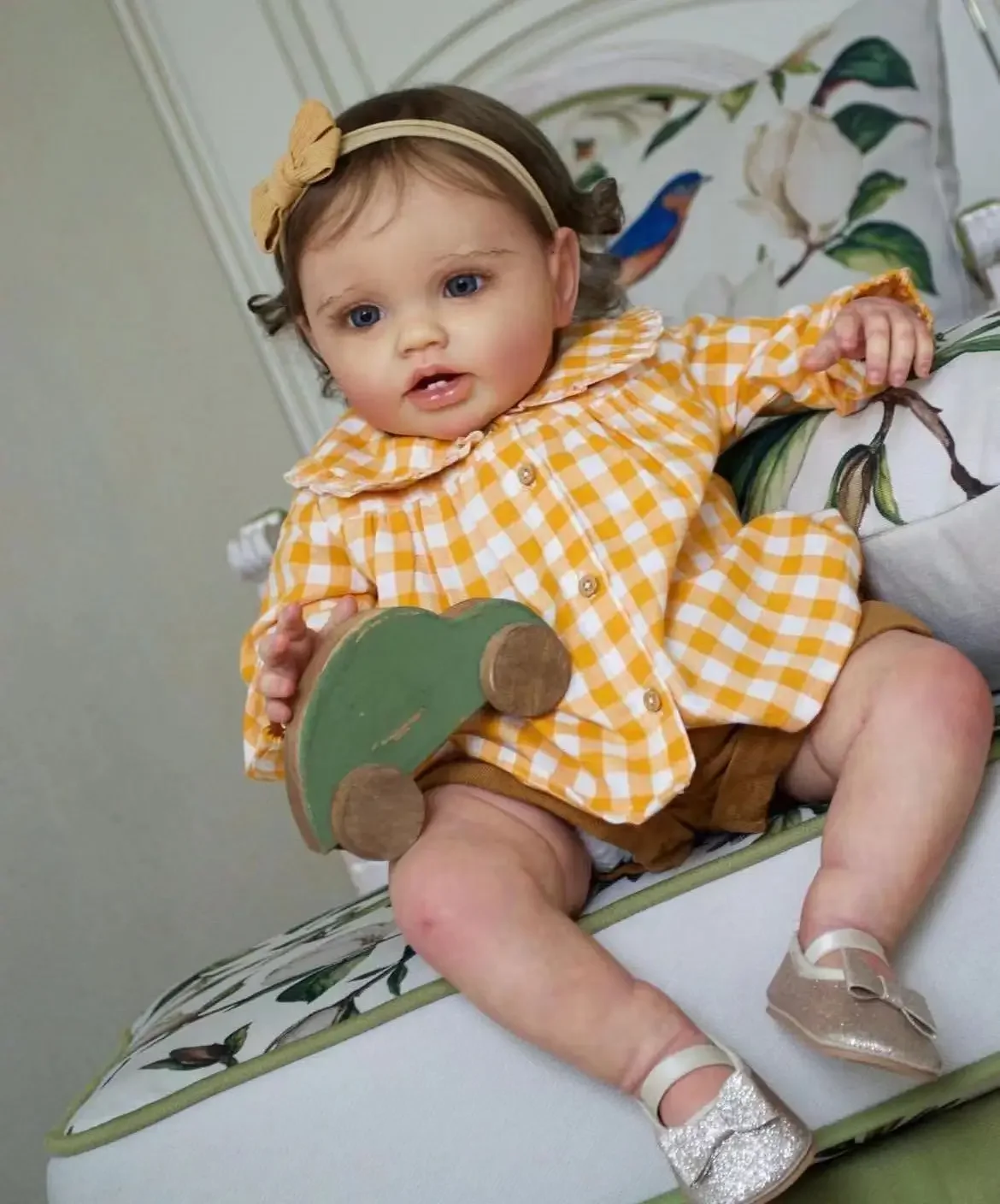 58 cm/24 inch Reborn Babypop Lottie Handgeworteld Haar 3D Huid Met Mooie Verschillende Jurk al Afgewerkt Kerstcadeau