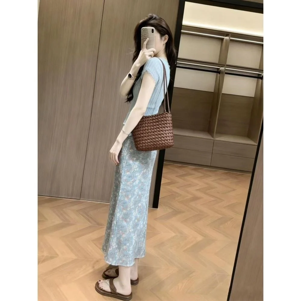 Gentle Breeze Blue Floral Halter Neck  Dress Women's Summer New Style High Waist Slimming Long Fish Tail Skirt view 3