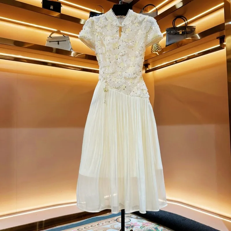 Original Embroidery Light Luxury Designer Elegant Temperament Commuting Summer Slim Waist Dress 2026 New High Appearance Level