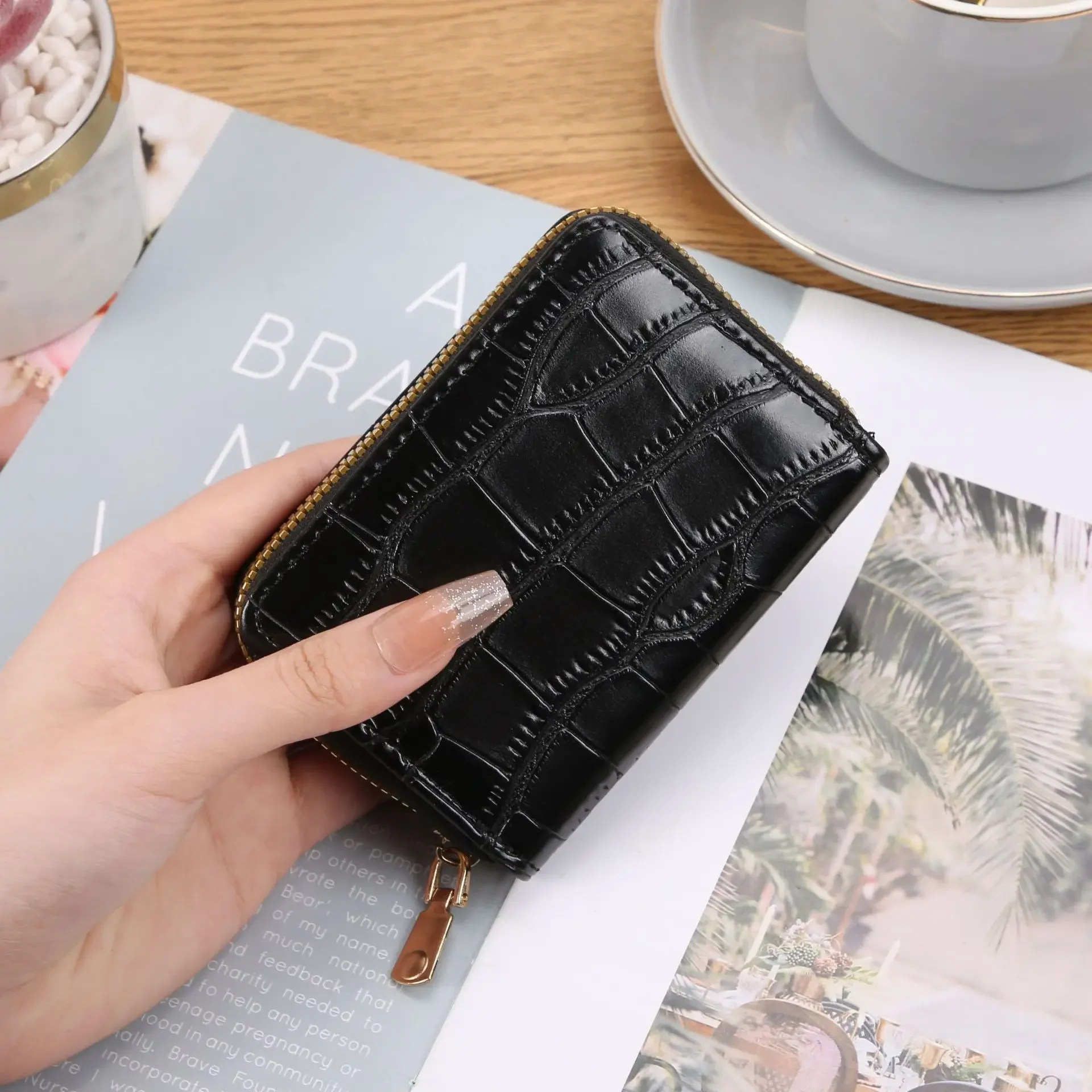 Винтажные маленькие женские кошельки из крокодиловой кожи, кожаный RFID-кошелек на молнии, держатель для кредитных карт, чехол для водительских прав