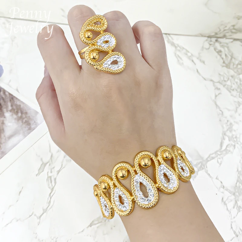 مجموعة مجوهرات فاخرة مطلية بالذهب عيار 18 قيراط في دبي وقلادة على شكل قطرة الماء وأقراط متدلية وسوار وخاتم هدايا حفلات الزفاف الأفريقية #3