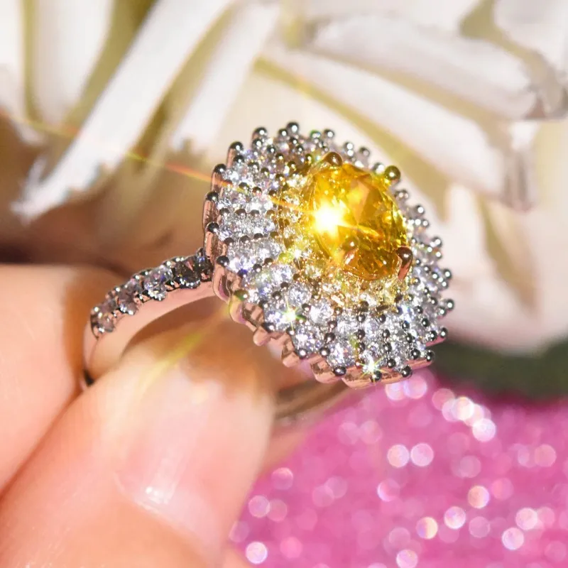 Cincin pertunangan empat cakar zirkon kuning Oval perak murni 925 cincin pesta ulang tahun wanita penuh berlian