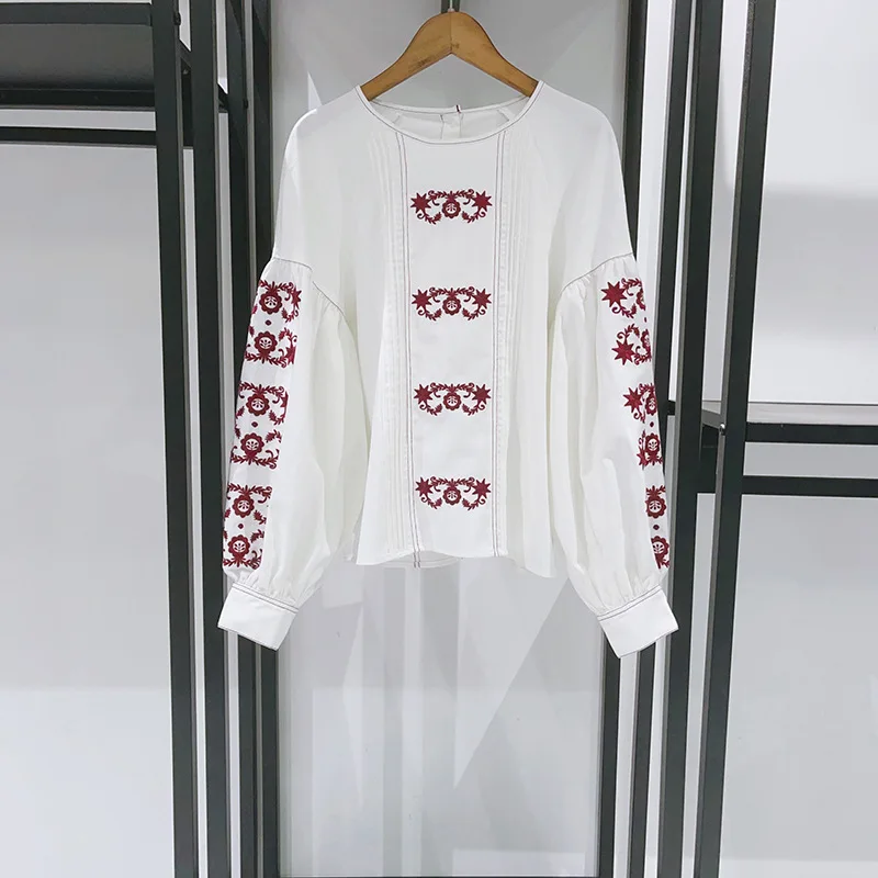 2025 가을 겨울 여성 신상 자수 셔츠 퍼프 소매 캐주얼 반팔 루즈핏 편안한 여성 상의