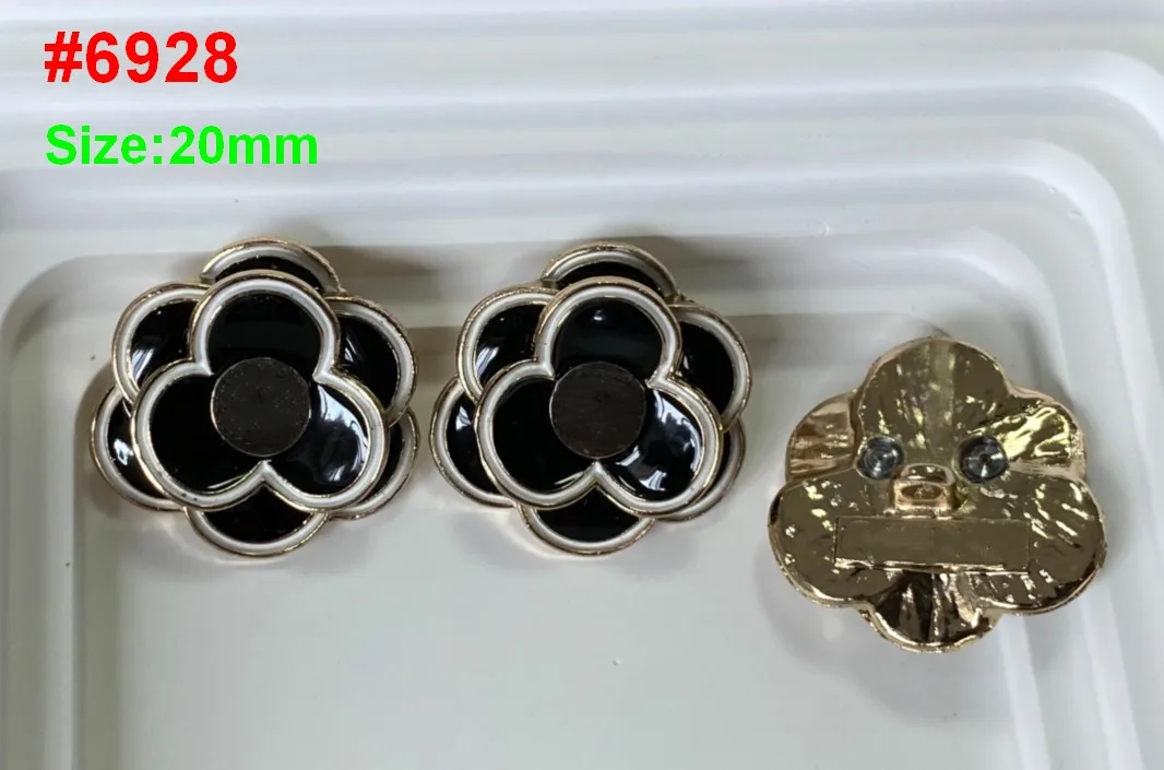 2024 New 10 Pieces Metal High-Grade Flower Gold Silver Clothing Coat Overcoat Buttons Sweater Shirt Button 20mm Free Shipping